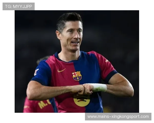 巴萨罗梅乌断球推进直塞助攻亮眼：巴萨新核心展现实力